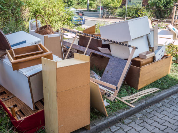 Best Yard Waste Removal  in Renova, MS
