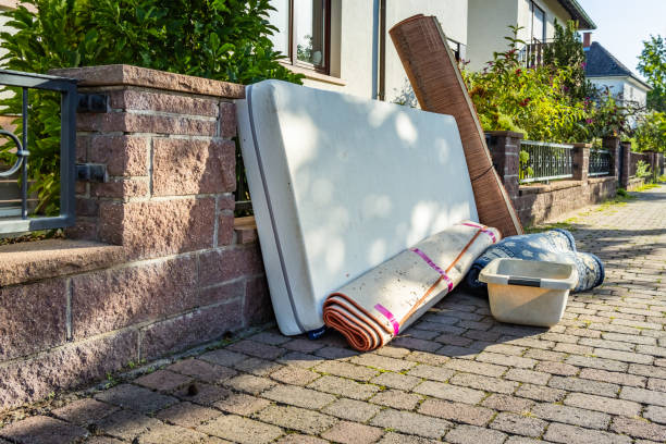 Best Trash Removal Near Me  in Renova, MS
